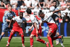 赛后荷甲焦点战，那不勒斯队长鼓劲，引发热议，团队化学反应显著的简单介绍-开元娱乐