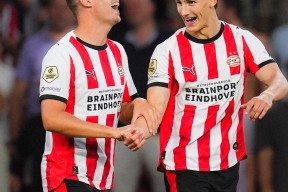 赛前埃因霍温备战葡超，门线救险细节曝光，话题不断，轮换策略成焦点的简单介绍-开元官网